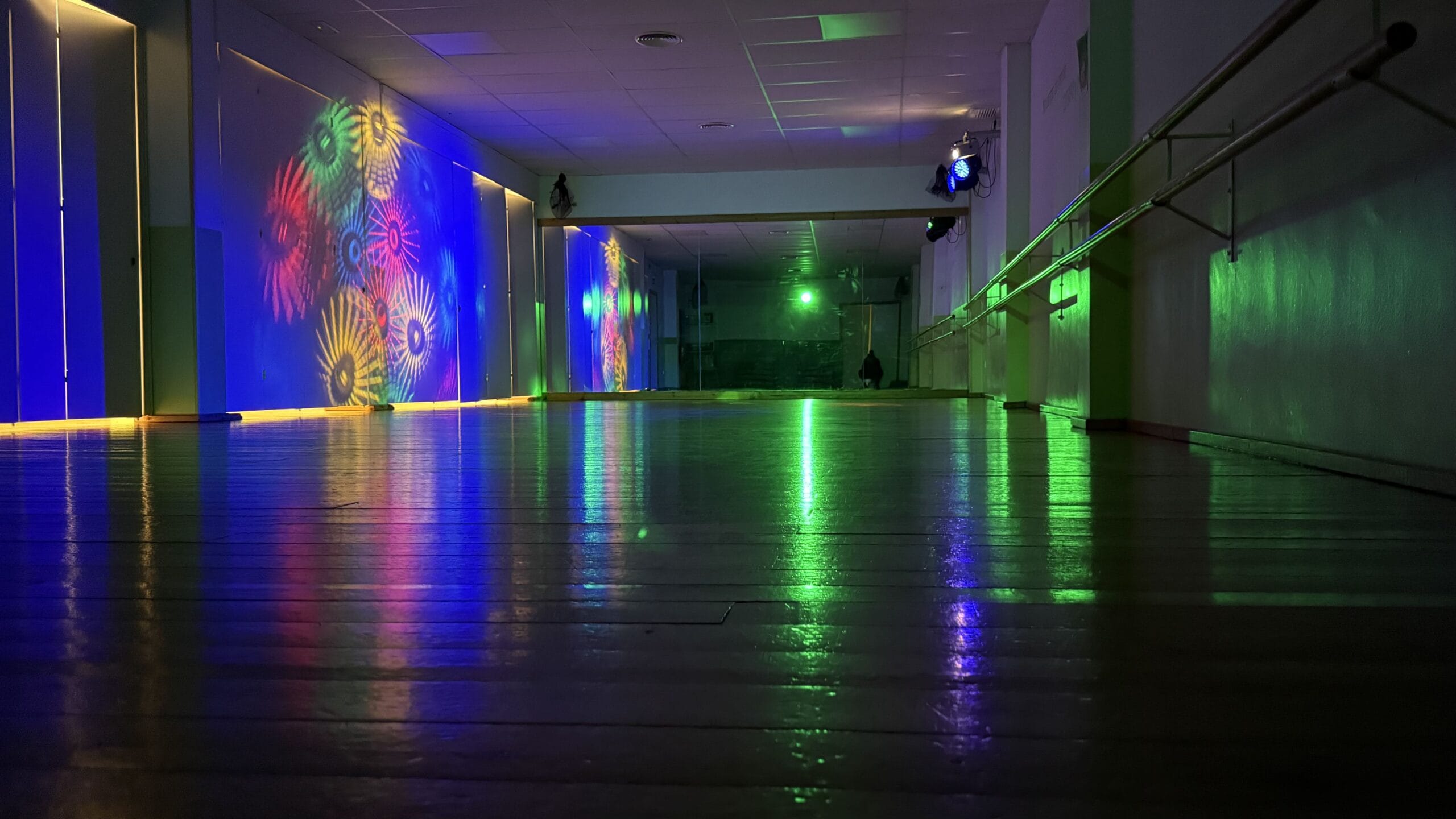Luces espacio baile de salon art de la dansa