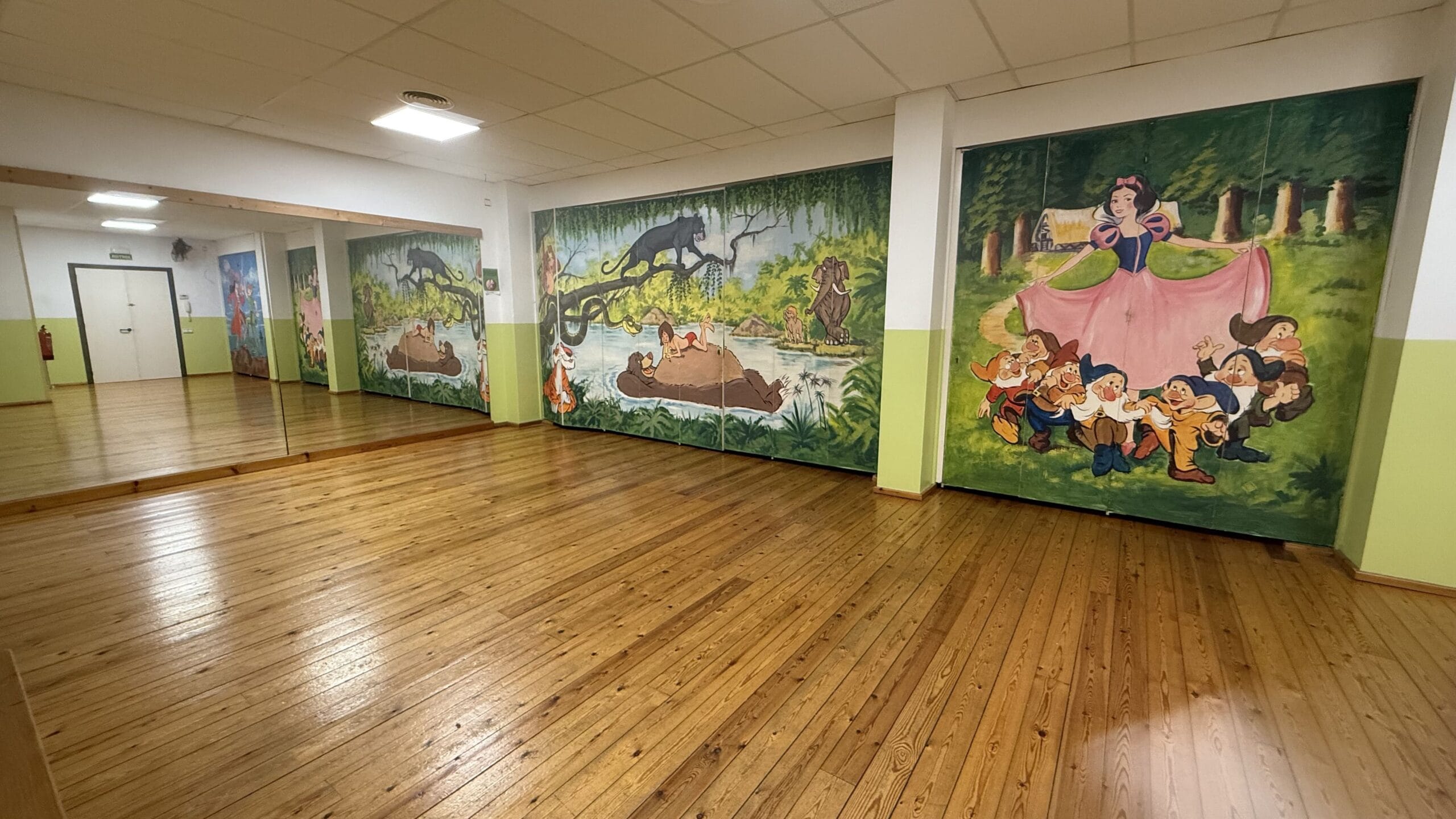 nuestra escuela de baile art de la dansa, sala niños